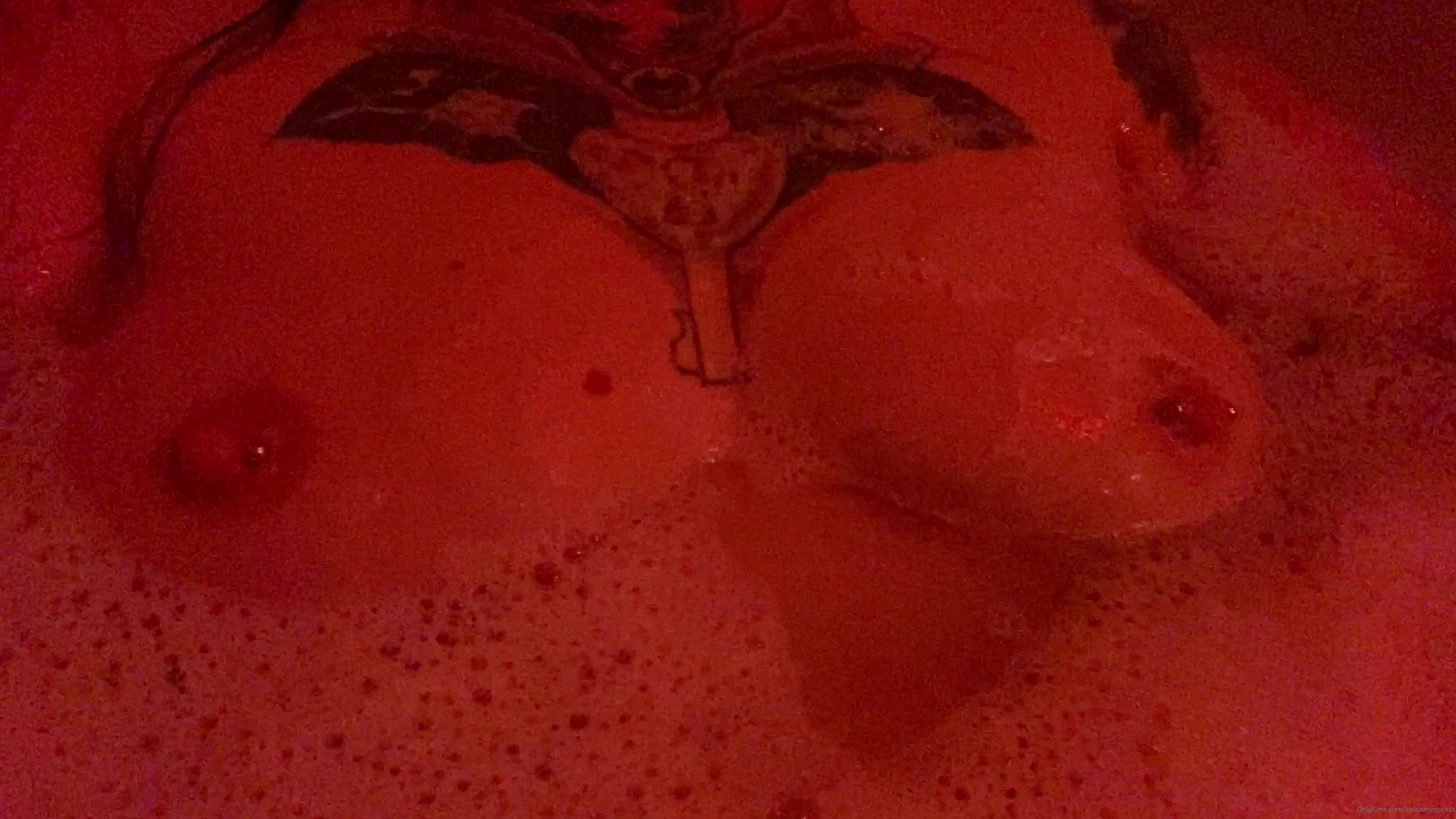 Littleamypocket Bubble Boobs