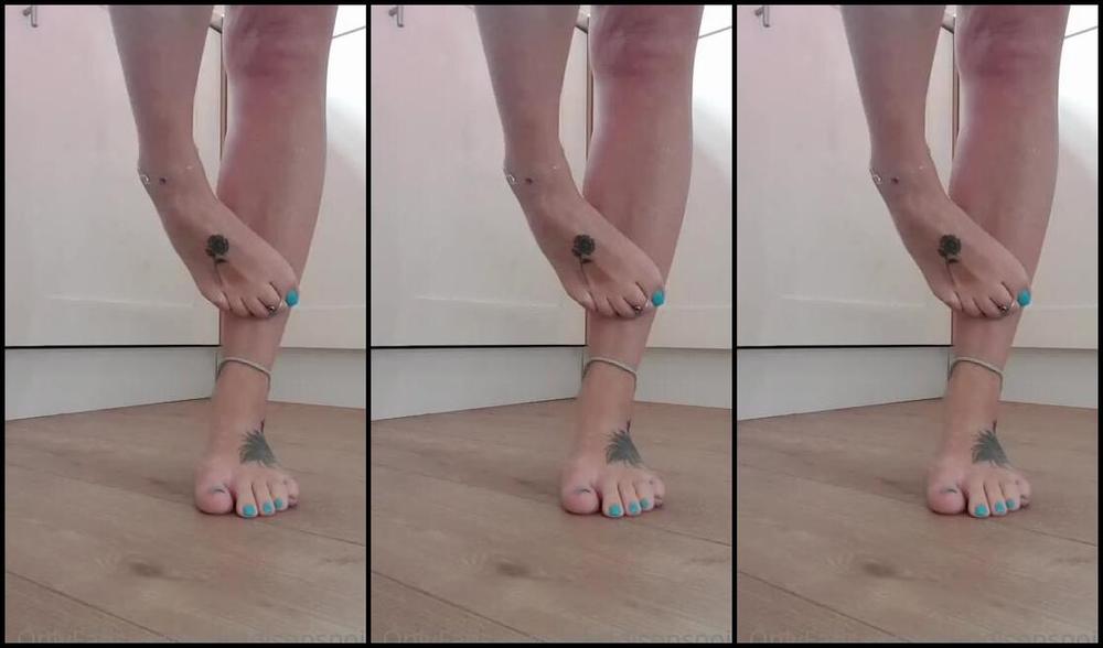 Maddison Spoilt Nicknamed Maddisonspoilt Onlyfans While Waiting For The Washing To Finish I Catch You Gooning You Enjoy Watching Dont You