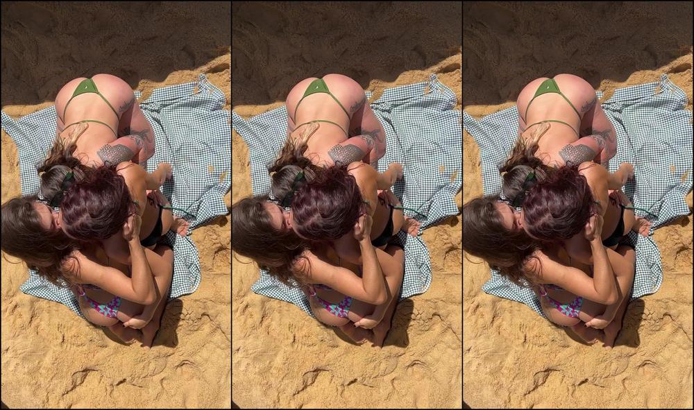 Lalirobertson 3033271837 09 30 2023 Beach Day