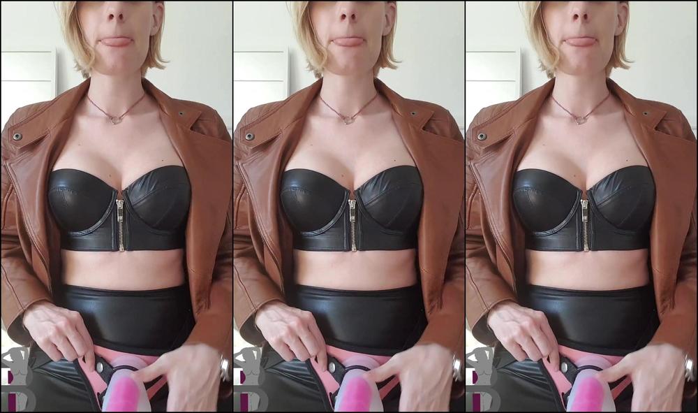 Belle Lou Beg Me To Penetrate Your Butthole Strap On Sunday Is Where It S At