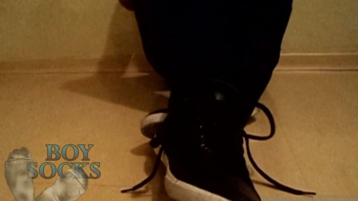 Brfootmodel 923078379 09 19 2020 Old But Gold My First Foot Video Masters Cashmaster Superfeet Brazilianfeet Feetfetish Solo Socks Dirtysocks Footslave