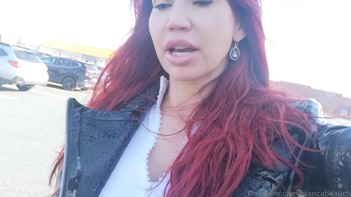 Biancabeauchamp 2020 11 08 5Fa829Af9A8C10Dcdb735 Source