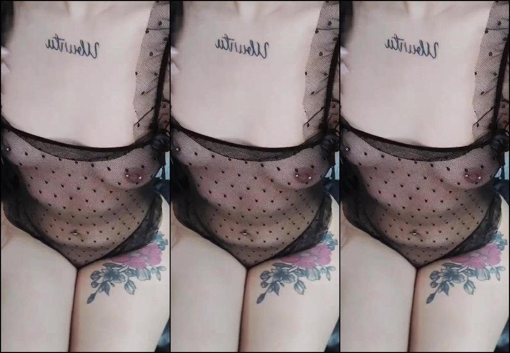 "sweet_katty" assfetish, assholefetish, assshaking, bigass, petite sexy recopilation manyvids