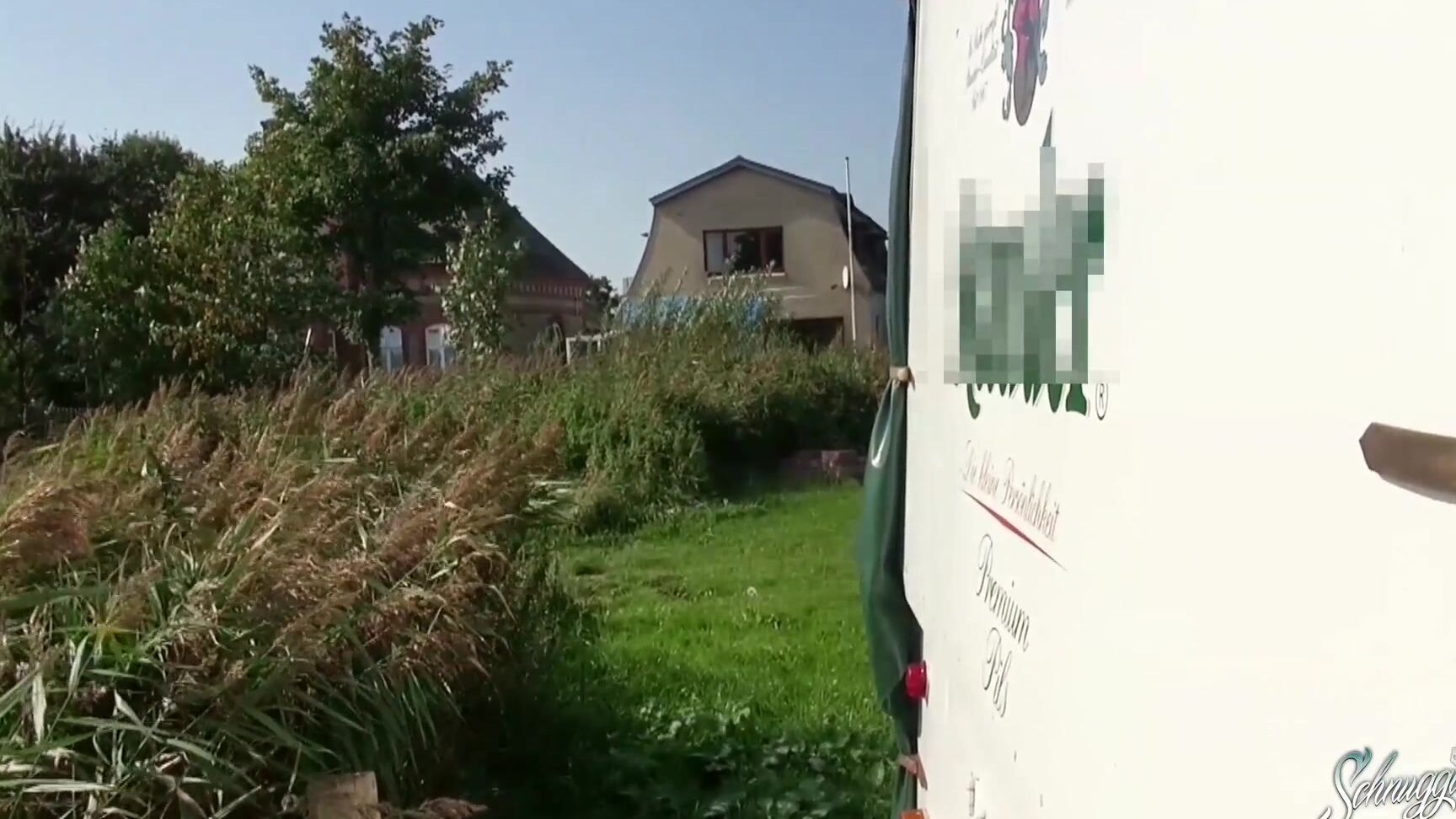 schnuggie91 extrem dreist riskanter parkplatzfick in der mittagspause 18 09 16 MyDirtyHobby