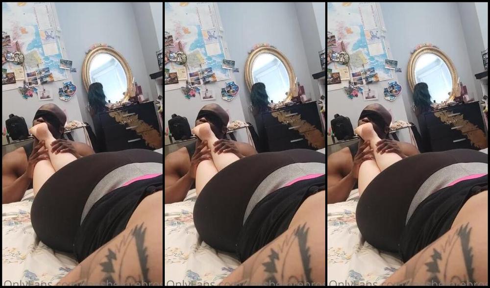 Toesbeforebros Onlyfans Fairtradefeet From Another Angle In The Pose