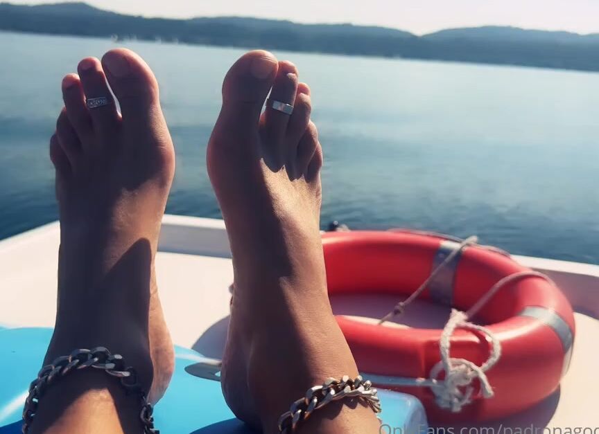 Mistress Desideria Godiva Nicknamed Padronagodiva 09 10 2023 Onlyfans Video Piedini Sessione All Aperto