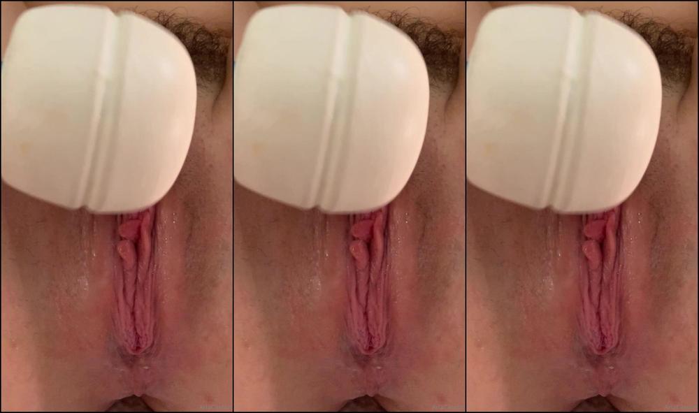 ariaxcarson-20-12-2019-107354986-