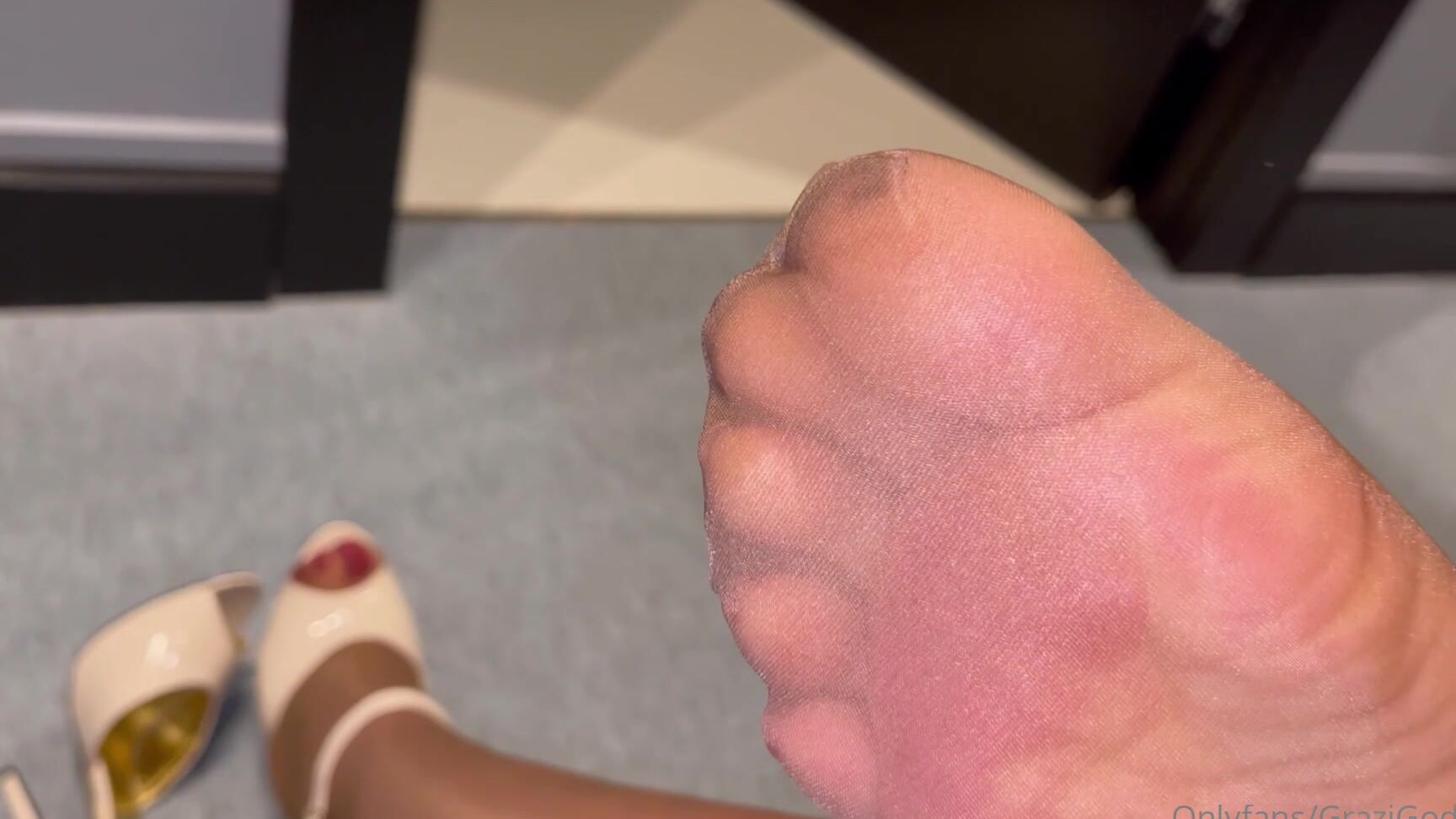 Grazigoddess 3020750851 10 05 2023 Celebrating Footfetish Week 1 Full Video Per Day Sexy Red Nails In This Sexy