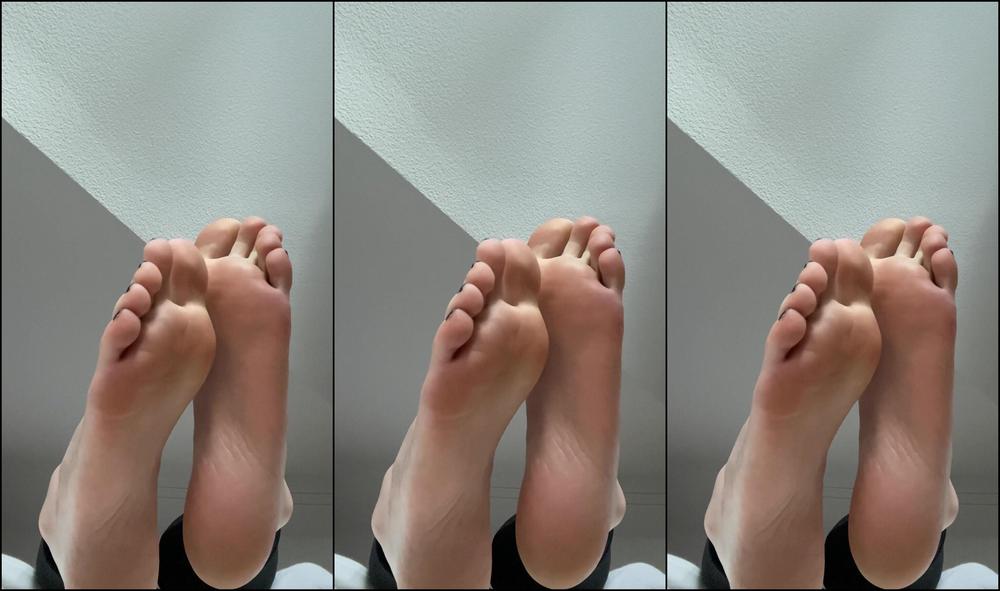 Averyysfeet Try And Last Minutes Under My Soles While I M Teasing You If You Win You Ca