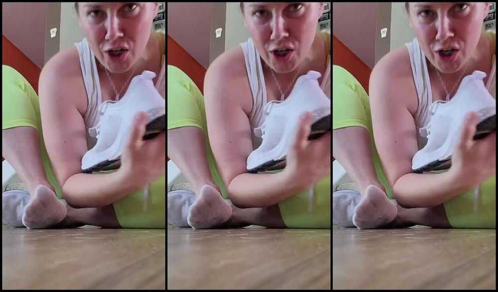 Mplfeet Vip Nicknamed Mplfeet Vip Onlyfans I Have So Much Content To Load So Im Going To Unload Some Random Stuff This