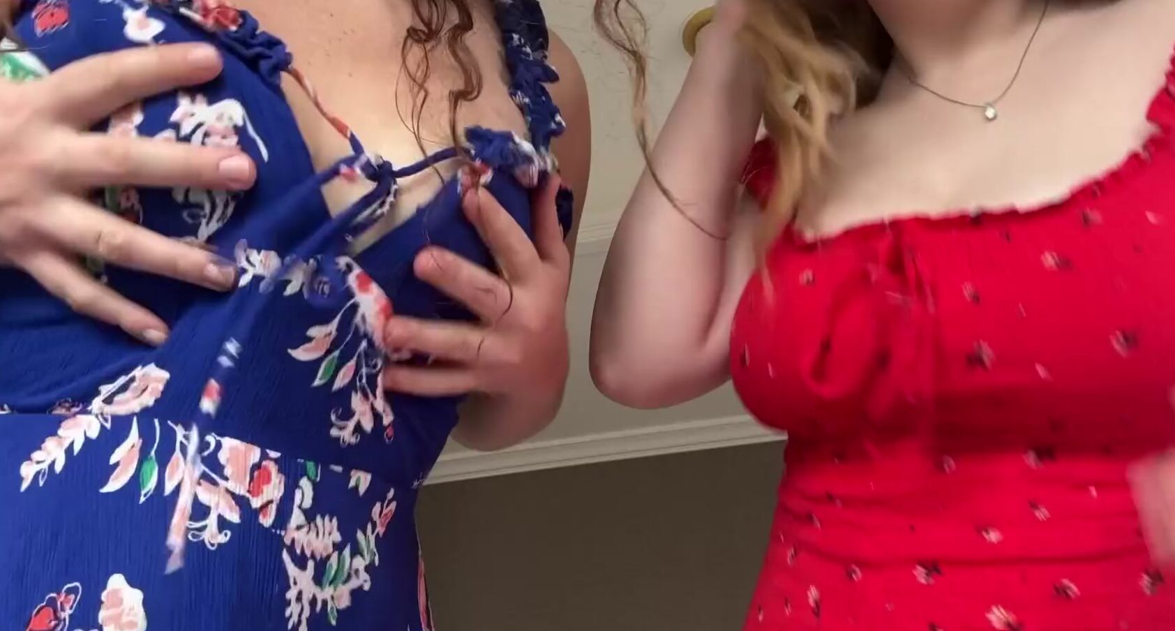 Naturallyelena 2948464474 07 19 2023 Whose Tits Would You Glaze First Xoxokayla