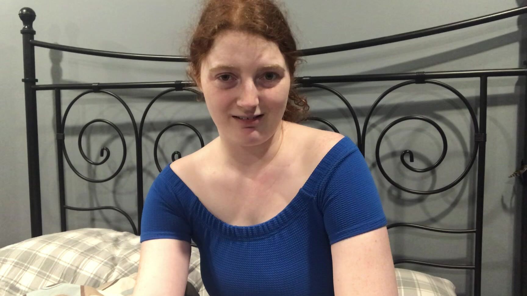 Thattrixiegirl Exhibitionist Struggles