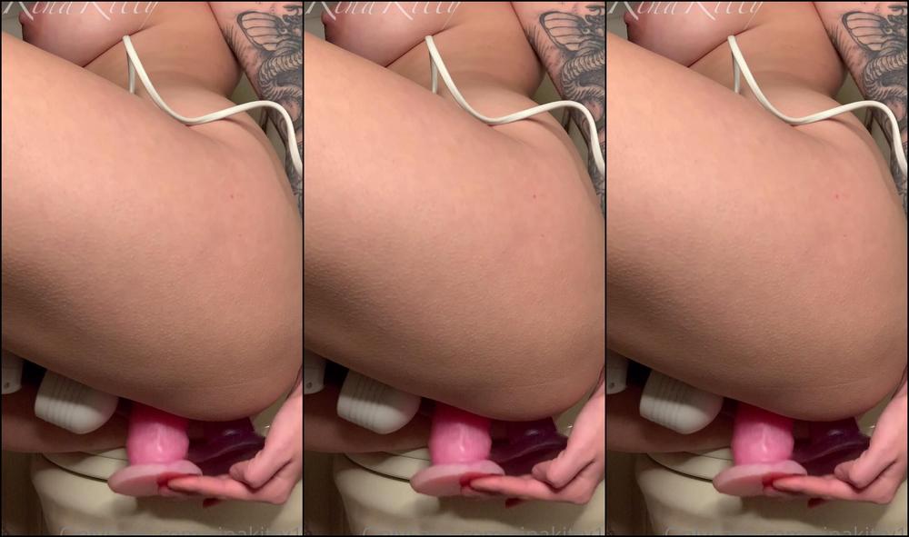 Rinakitty Snuck Off To Have A Quick Sneaky Orgasm Late At Night I Love Dp So Much Hehe