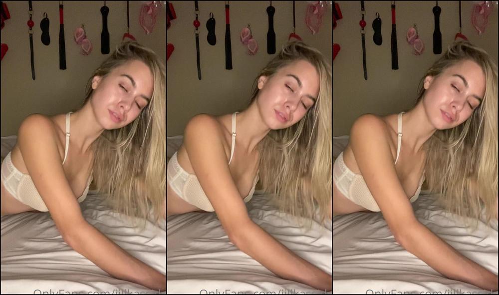 Jillkassidyy Strip Show Saturday