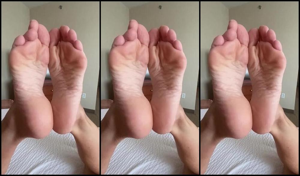 Lezlyan Nicknamed La Little Dancer Feet Onlyfans Picture This We Are In The Heat Of The Moment The Anticipation Building Up And Then