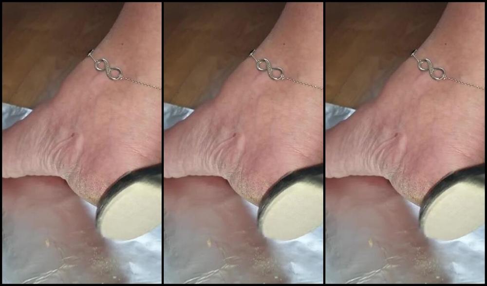 Maddison Spoilt Nicknamed Maddisonspoilt 07 26 2024 Onlyfans Video Doing Some Housework