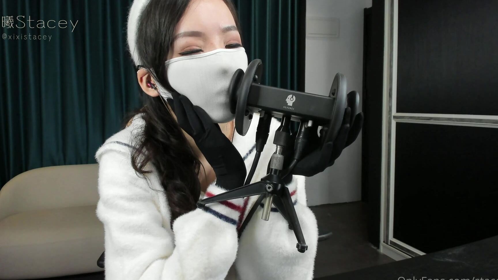 staceyxixi 31 07 2023 2962150109 the sweet and cute little missy wears her mask Onlyfans