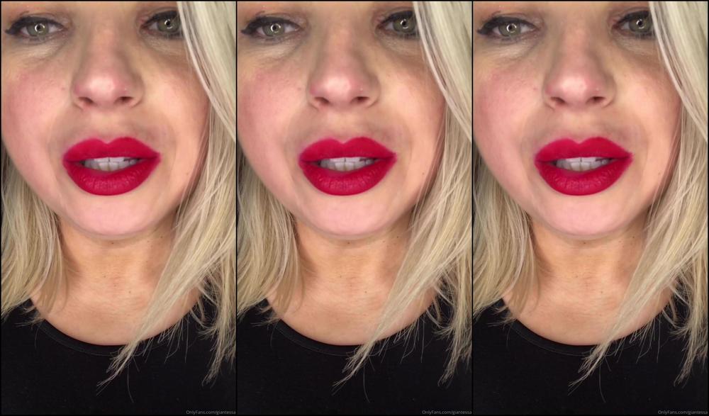 Giantessa She S Catching A Bunch Of Tinies With The Help Of He