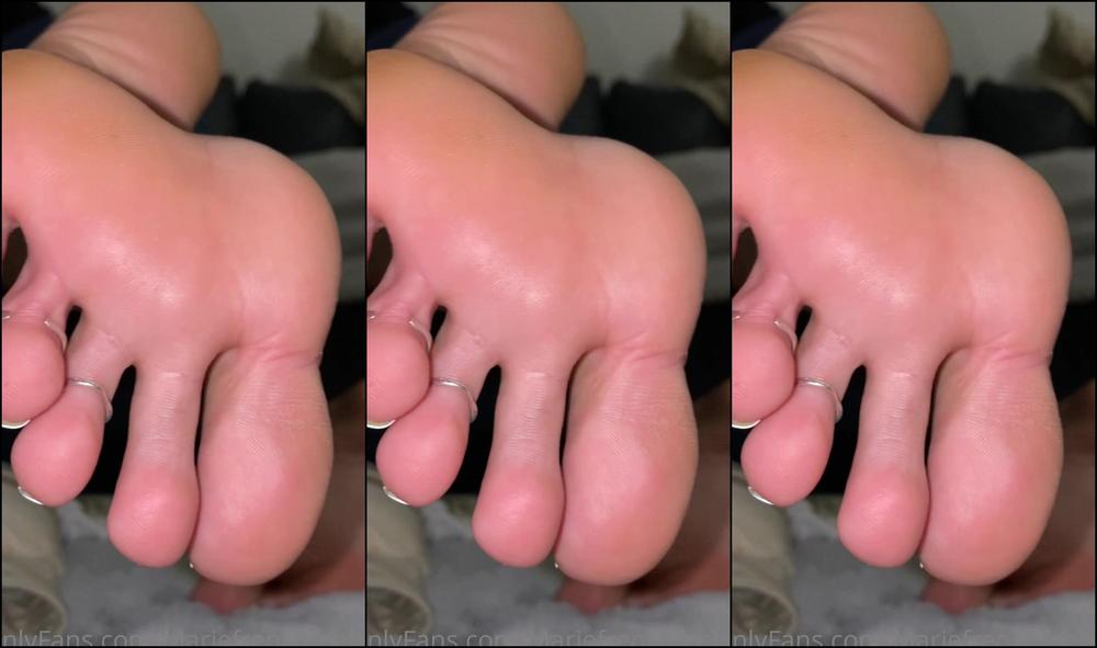 Mariefrenchfeetgirl Personne Pour Me Retirer Mon Jean No One To Take My Jeans Off