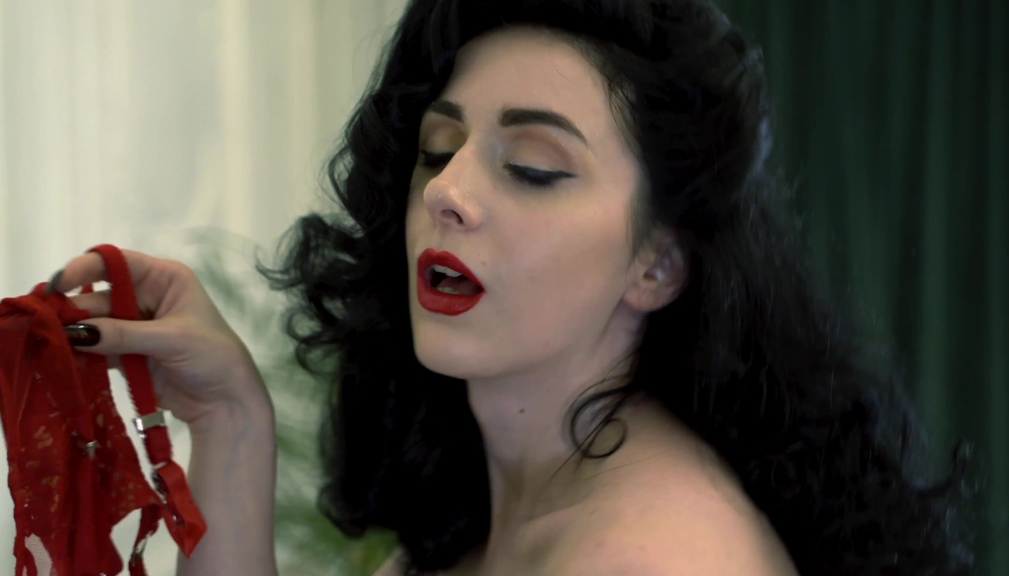 4K, Corset, Garter & Stockings, Stocking, Vintage Stocking the-femme-fatale-in-red ManyVids