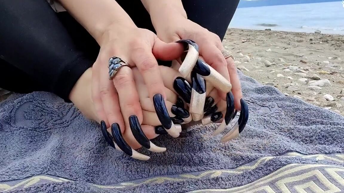 Lora Long Nails Nicknamed Loralongnails Onlyfans Public Place Air Baths By The Sea And Long Nails