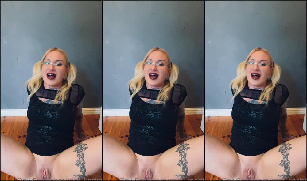 Mrs Koriste I Promise Post All My New Videos So Here S One This Is Slutty Teasing Dildo Video A