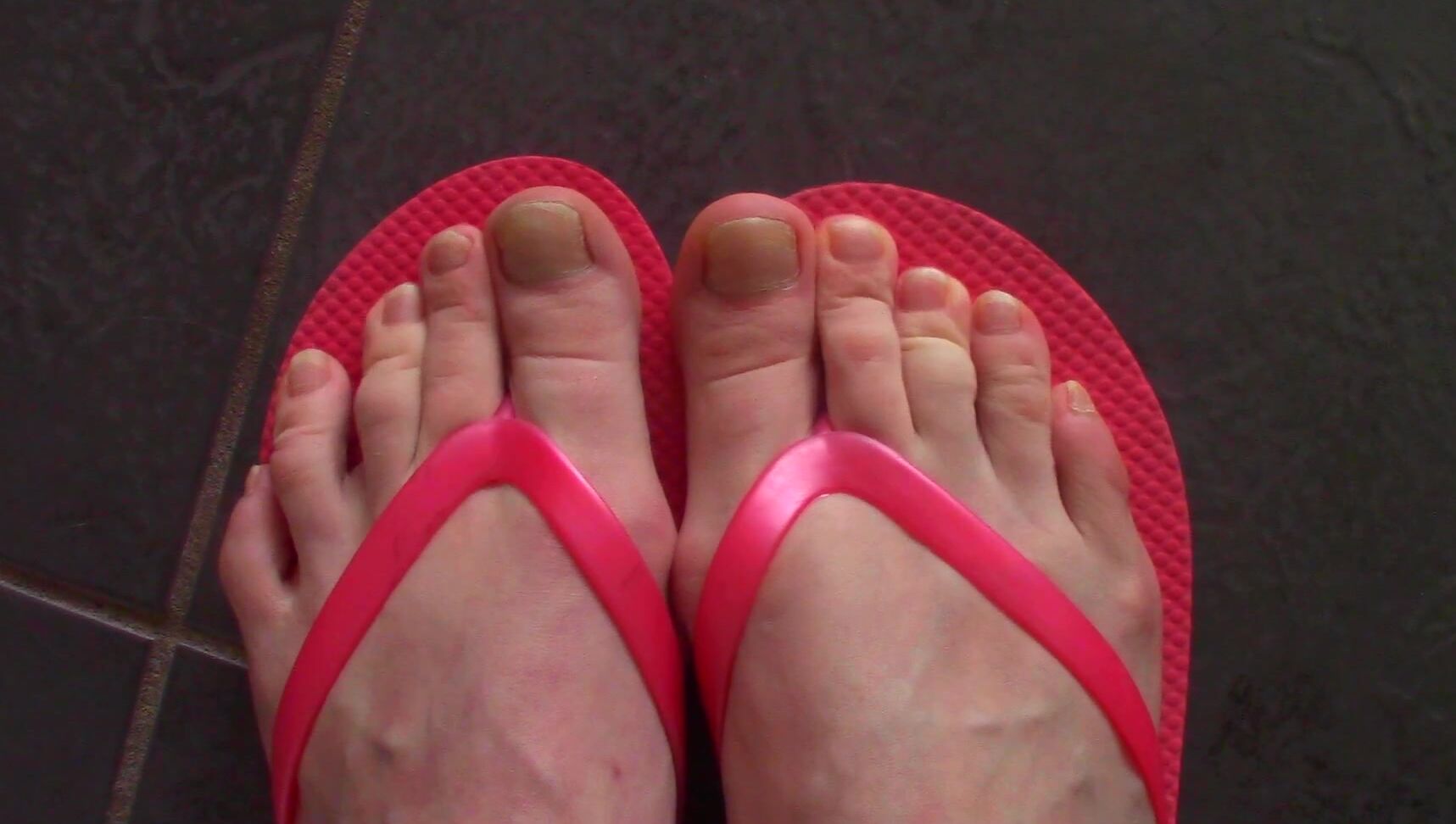 "Goddess Vanessa" feet, dangling, flip flops, toe fetish, toenail fetish Lick My Flip Flop Toes manyvids
