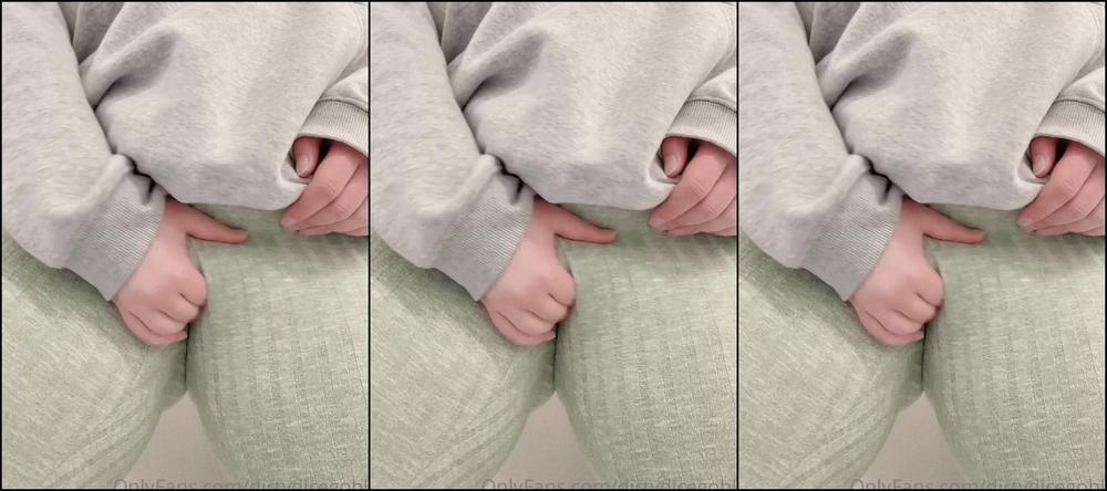 Dirtydicegoblin 2461770317 05 21 2022 Fuck I Got So Horny Just Now We Have A Communal Laundry Room Shared Between Three