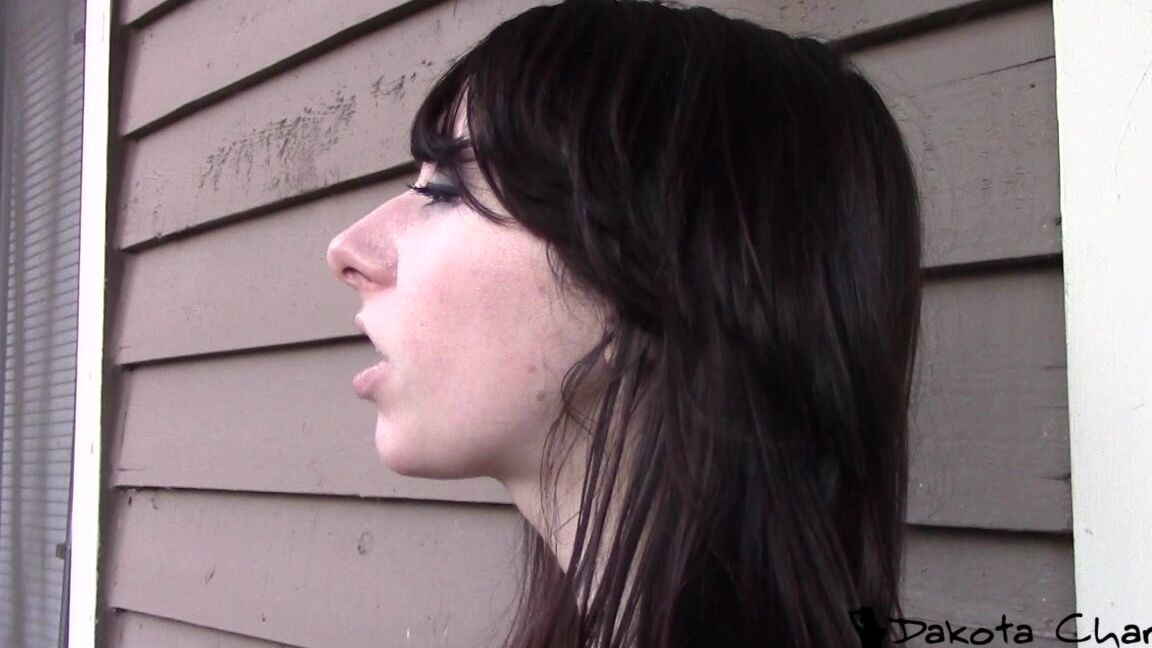 Dakotacharmsxxx Spitting With Dakota
