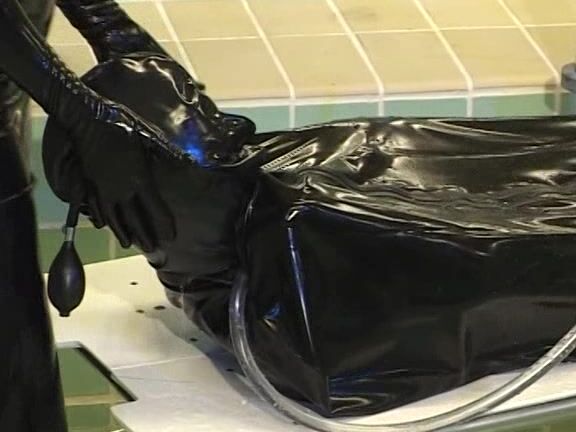 "Mix" Fetish House 4 Die Gummi-Tortur_1 SiteRip