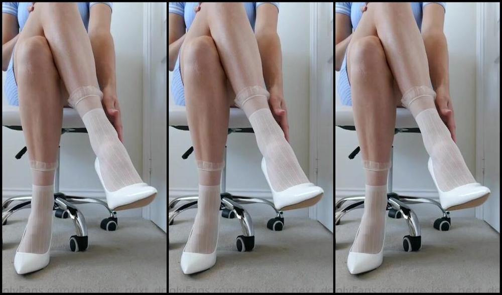 The Legs Next Door Nicknamed The Legs Next Door Onlyfans Here Is The Video That Goes With My Latest Set And It Is All About My Cute Nylon Socks Enjoy