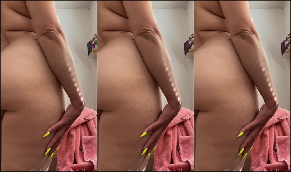 Allyanaamore 2042746681 02 27 2021 Happy Slow Jamz Saturday Go Support A Small Business Today Local Coffee Shop Local Barber Local