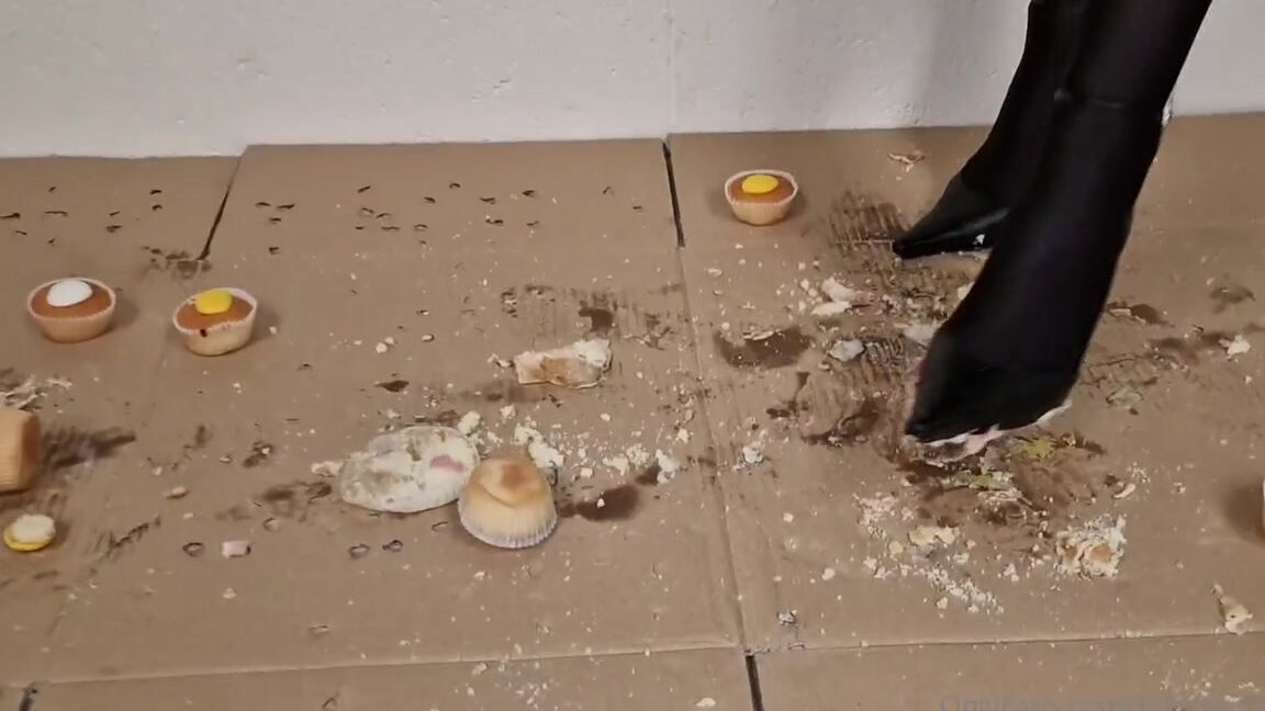 Kats Worn Heels Nicknamed Katswornheels Onlyfans You Didnt Think I Was Going To Leave The Rest Did You