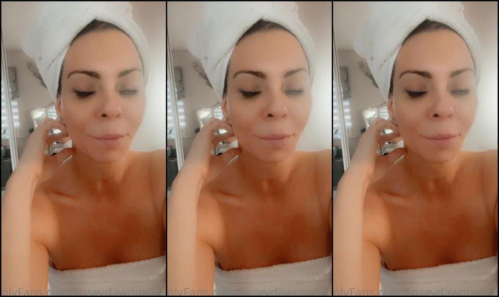 Linseydawnmckenzie 2327852290 01 12 2022 Hey Guys Excuse The No Makeup Look Wanted To Bring This Cheeky Message About Sunday X