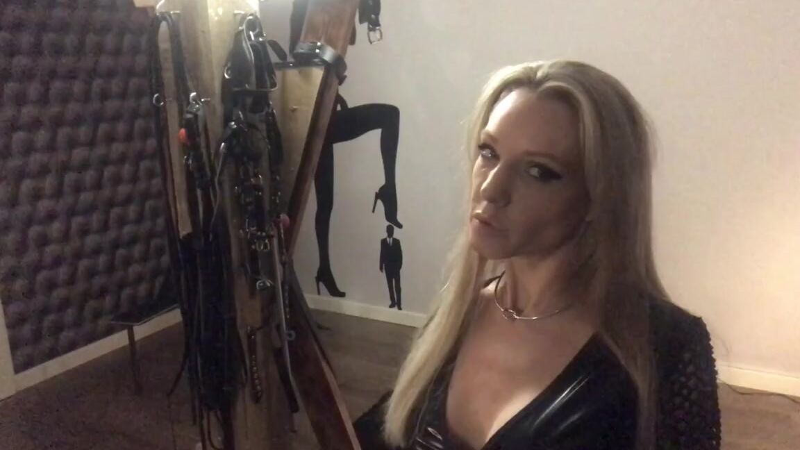 Ladydarkangeluk Onlyfans Little Video Clip Saying Good Morning To My Lovely Fans