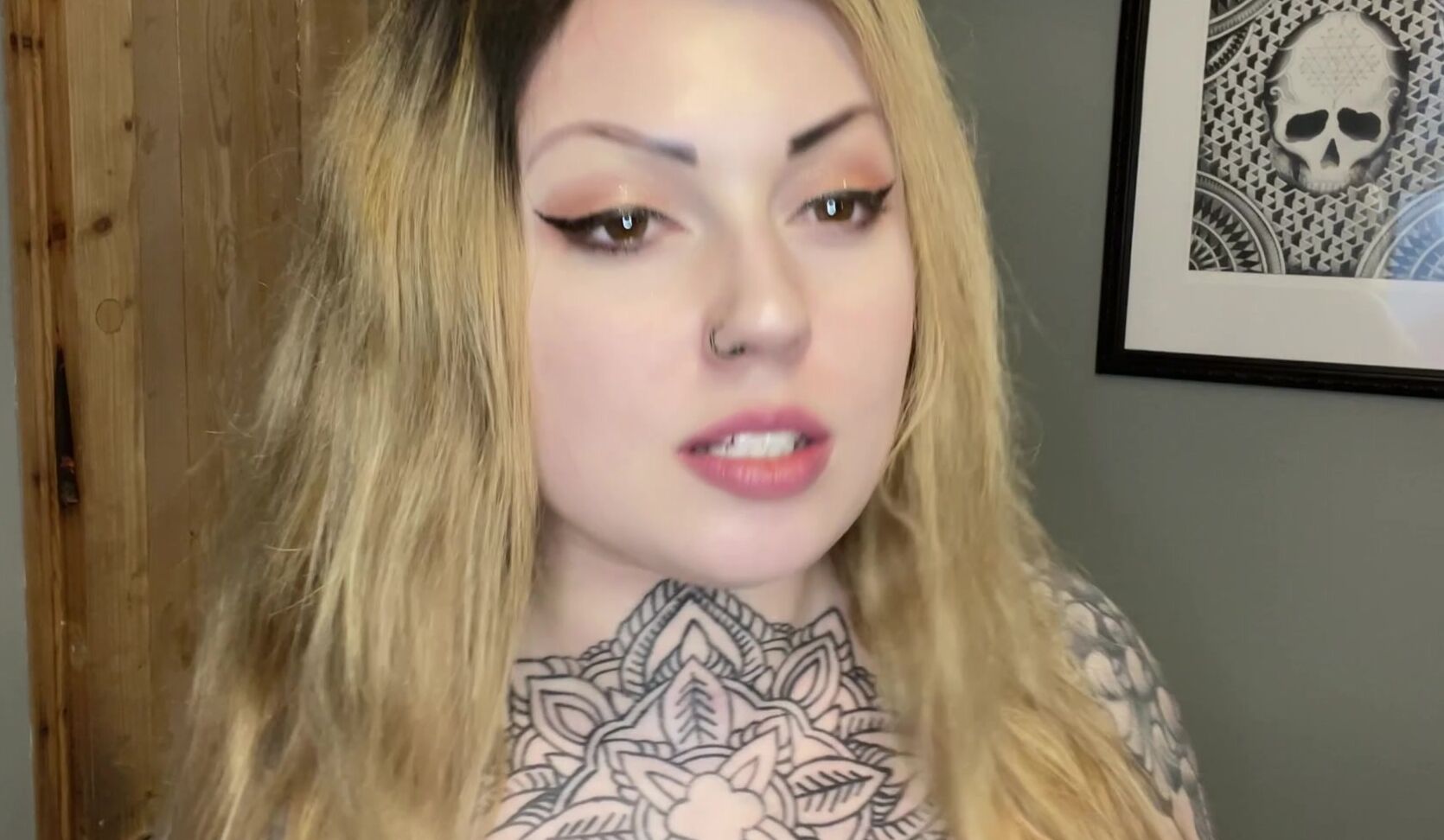 "MissValentina" femdom, home, housecleaning, life, slavetraining Be My House Slave manyvids