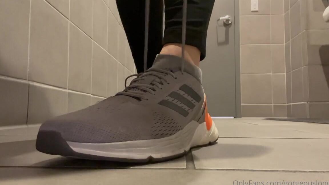 Gorgeous Long Toes Nicknamed Gorgeouslongtoes Onlyfans Instagram Took My Page Down Today So I Went To The Gym To Burn Off