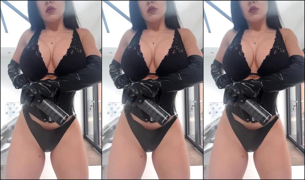 Obey Angelina New Strap On Set Lubing Up