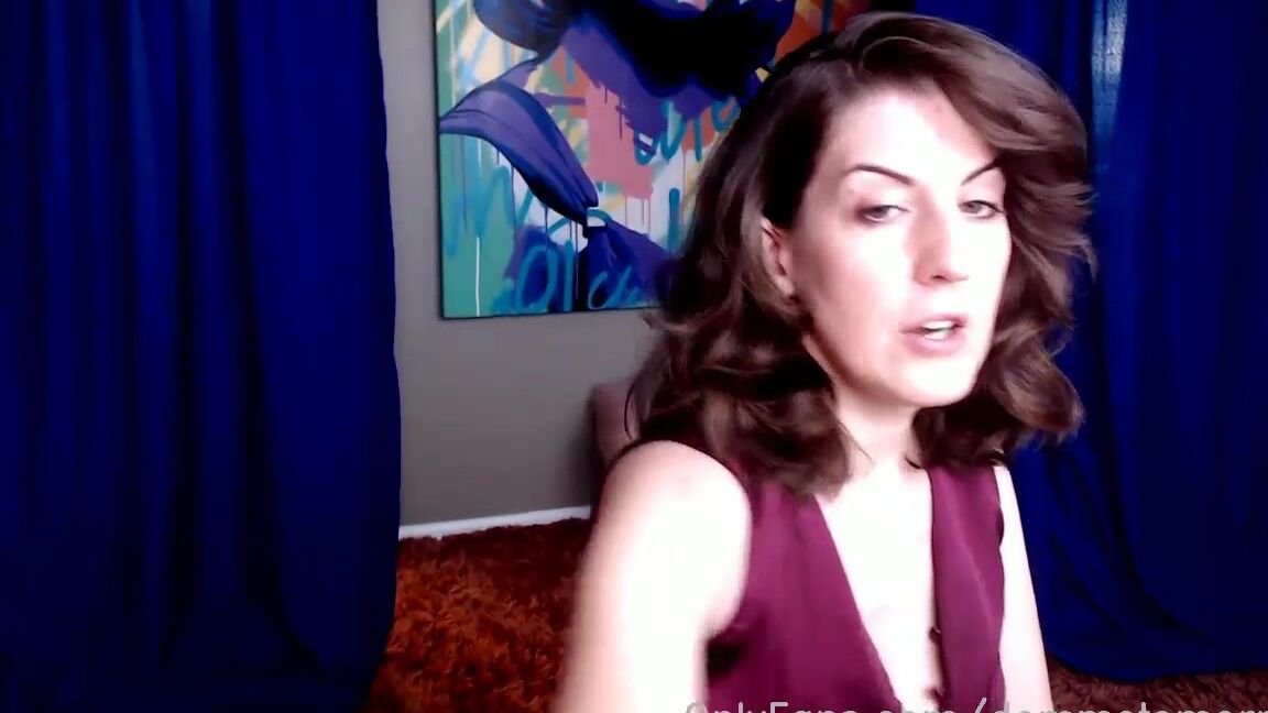 Ms Tomorrow Nicknamed Dommetomorrow Onlyfans Stream Started At 03222021 0408 Pm I Woke Up Like This Worship Me W No Makeup