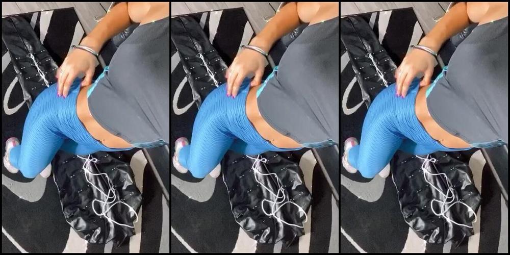 Mistress Gaia Di Ritorno Dalla Palestra Back From The Gym