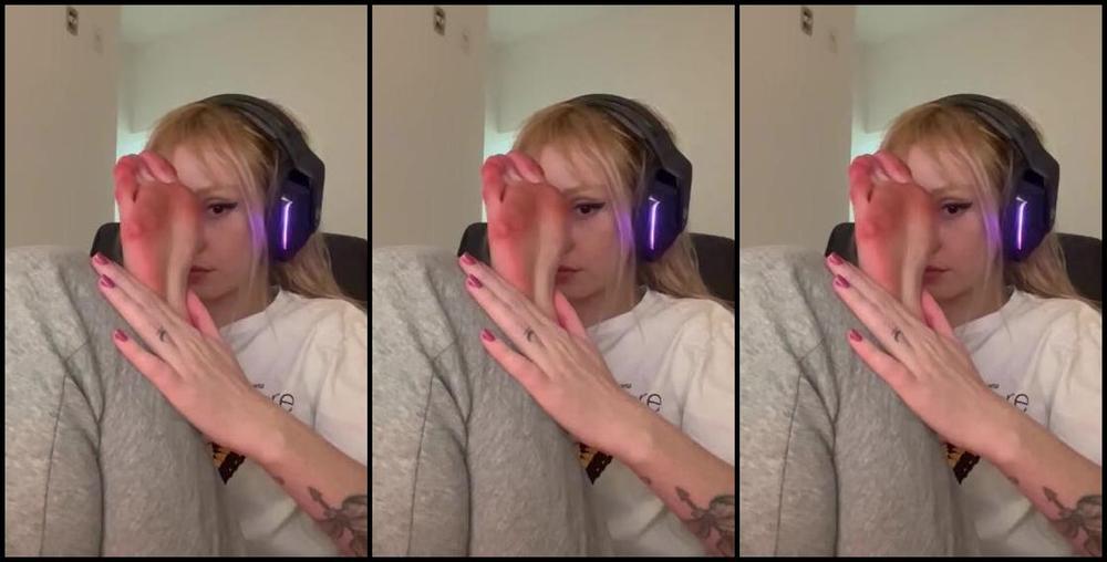 Flavia Sayuri Nicknamed Fleivinha Onlyfans Video 07 30 2024 Eu 100 Lambe Vc Das Ideias Mano N Aguento Mais Trabalha Olha A Hora Tb