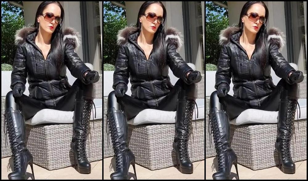 Fetishliza Onlyfans Who Is Going To Tongue Dry My Skin It Is Very Sweaty From Wearing Full Leather