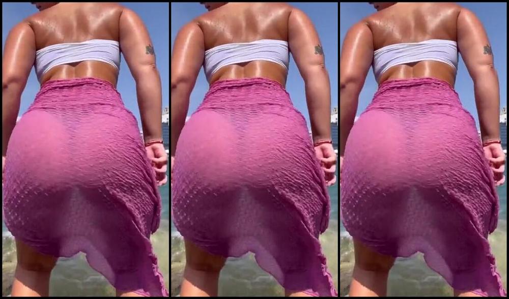 Michabubbles Nicknamed Michabubblesvip 08 30 2024 Onlyfans Video Look At My Curves In This Wet Skirt