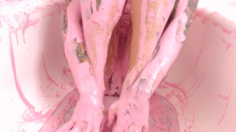 Bathtub Fetish, Eye Glasses, Piercings, Sploshing, Tattoos skulliee pink slime ManyVids