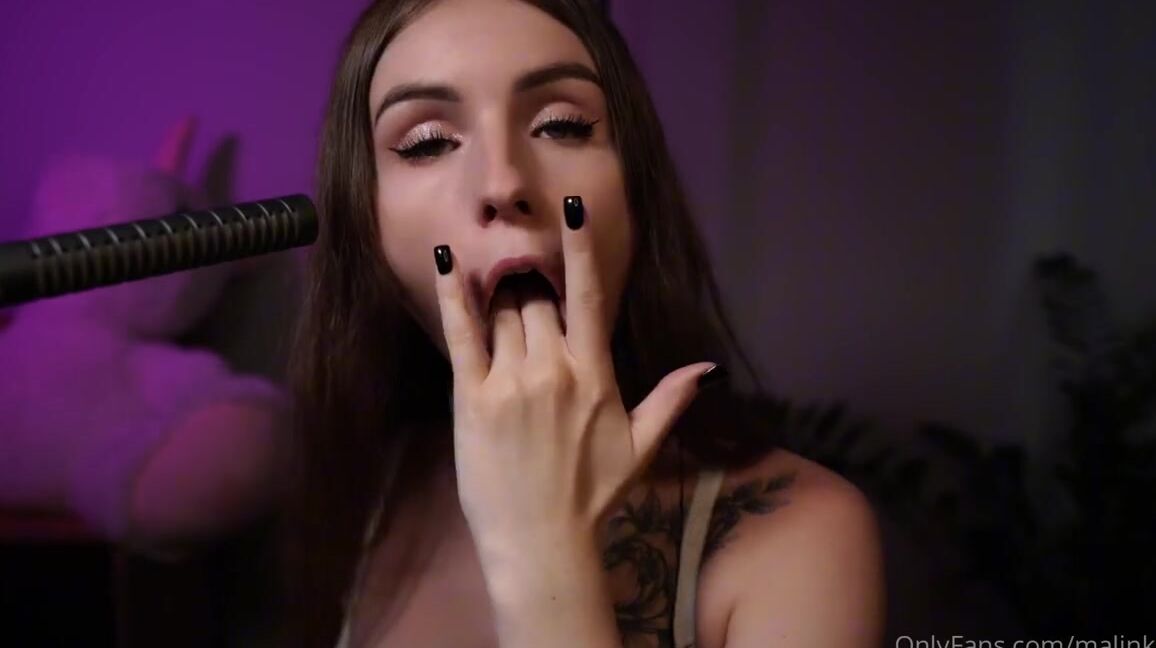 Princess Malinkaa Nicknamed Malinkaa98 09 27 2024 Onlyfans Video Asmr Close Up Looong Eye Contact 3 Dio Ear Licking Long Micro Licking Finger Suck
