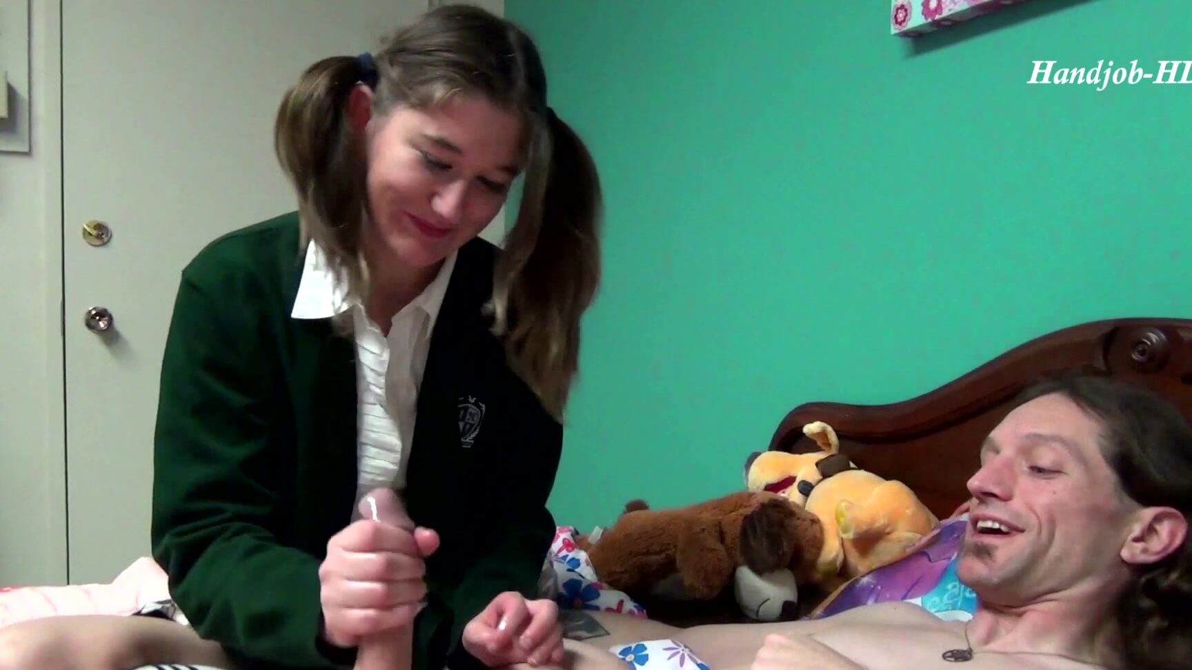 Jerky Girls Sandy's Spermtacular Handjob Manyvids