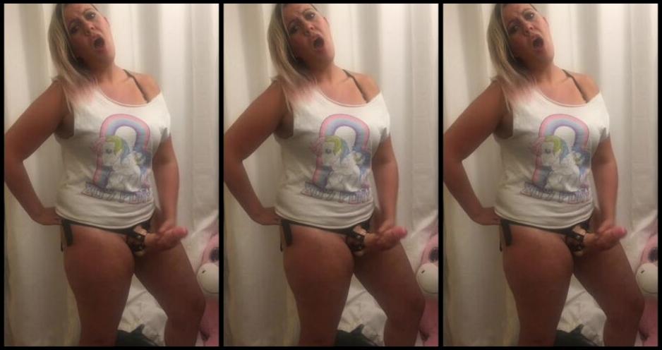 Breezyunicorn Strap On Jerk Off