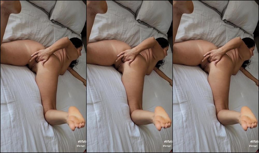 Venessaspenthousevip Stuffed My Pussy S With My Panties An Masturbating Onlyfans XXX