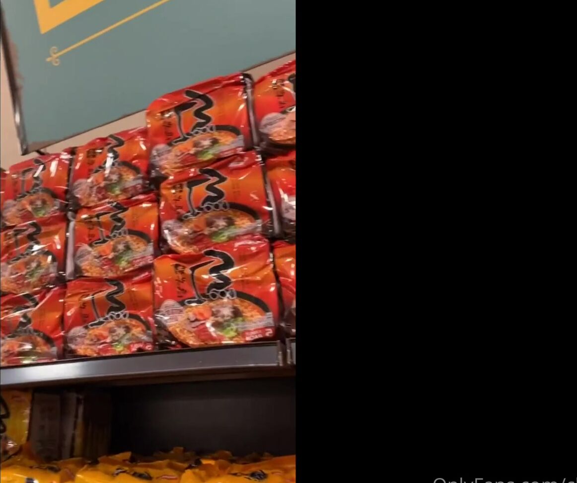 Clca69 556403434 07 25 2020 Behind The Scenes Of Christy Love And Her Shoot