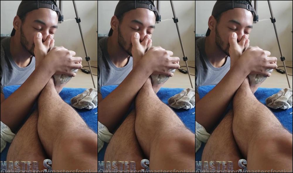 Brfootmodel 699289112 08 13 2020 Masterfetish At My Feet Masters Cashmaster Superfeet Brazilianfeet Feetfetish Shoes Socks Dirtysocks Footslave Slave Licker
